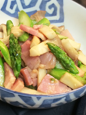 お酒のあてに ２つの食感楽しい アスパラ エリンギ はいかが クックパッドニュース