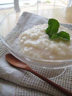 クックパッドニュース 冷やご飯がデザートに変身 ライスプディング をおやつにいかが 毎日新聞