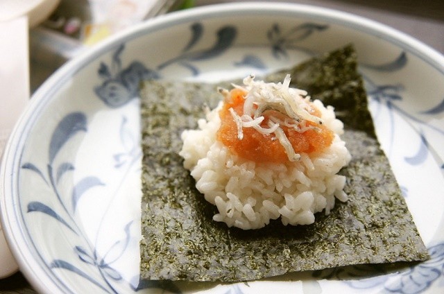クックパッドニュース 朝ごはんにも 手巻きご飯 で もっと簡単に 手巻き料理 を楽しもうよ 毎日新聞