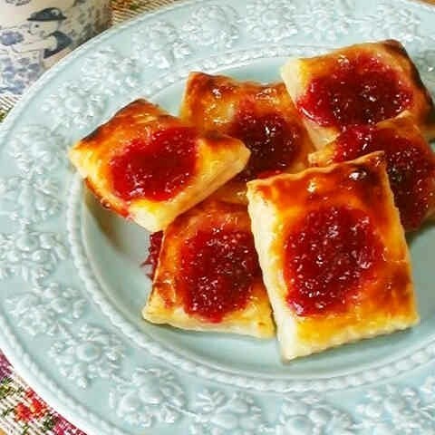 クックパッドニュース 焼きたて食べよう パイシートを使った ジャムパイ で自分にご褒美 毎日新聞