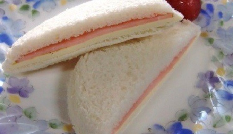 【育乃】サンドイッチ うまそう まどから 3点 育乃】サンドイッチ うまそう まどから 3点 サンドイッチ3種 by