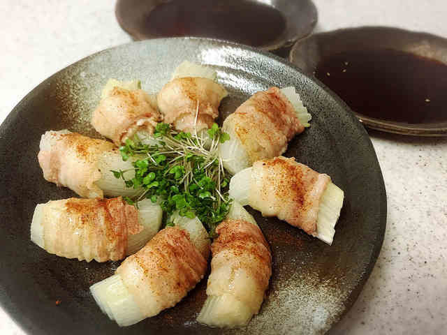 豚 新 バラ 玉ねぎ 【簡単】玉ねぎと豚バラ薄切り肉のスタミナ丼 レシピ・作り方