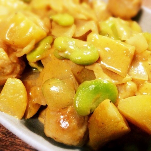【スパイシーな香りに食欲UP】「そら豆のカレー煮」がホクホク旨い!