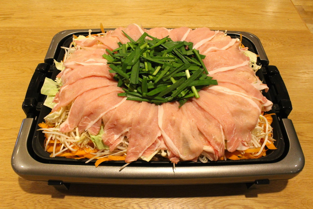 【ヘルシーでお腹いっぱい♪】話題の「炊き肉」を豚肉で作ってみた!