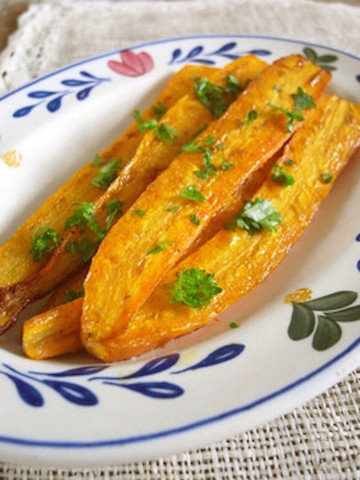 クックパッドニュース 焼くだけなのに超絶美味 簡単副菜 にんじんステーキ がホクホク甘 い 毎日新聞