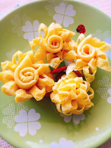 お弁当を花畑に 簡単に作れる かわいい隙間埋めおかず6選 クックパッドニュース