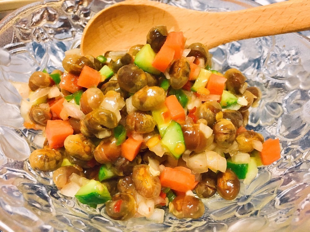 豆のパワー炸裂!身近な「大豆」で海外の絶品レシピができた【“クックパッド芸人”藤井21のソロ飯】