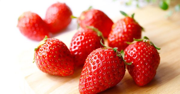 裏ワザ ポイントは向きにあり 長持ちする イチゴの保存方法 クックパッドニュース