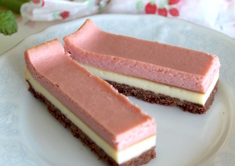 ひな祭りに かわいすぎて子どもも大喜び いちごピンクのチーズケーキ クックパッドニュース