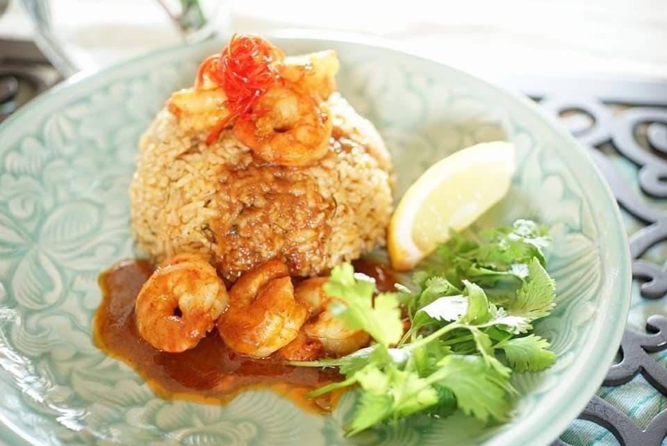 クックパッドニュース Tvで話題 ナゾの調味料 ナムプリックパオ で絶品エビ炒飯ができた 毎日新聞