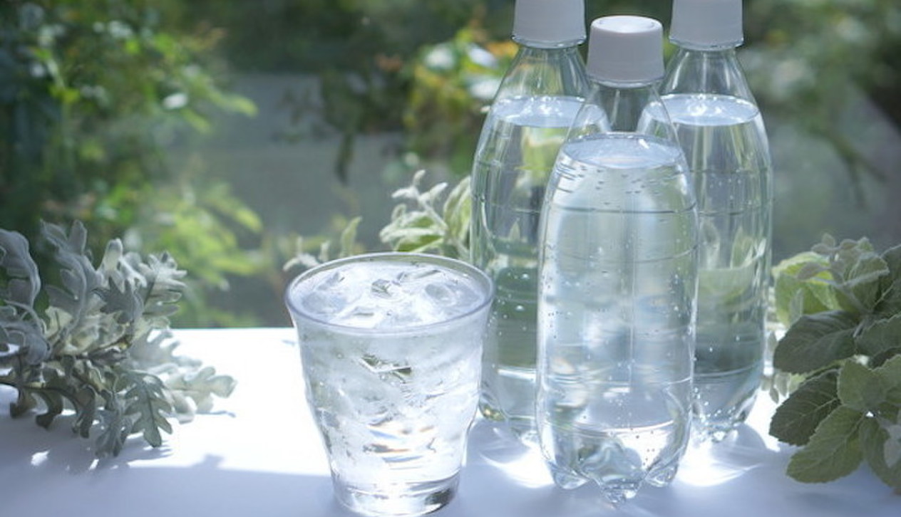 シュワシュワの炭酸水 29cdbe7c8373f02e0e8bcabda12db0