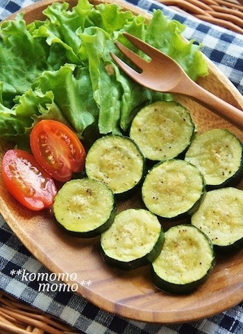 クックパッドニュース あと一品に ズッキーニだけ で作れるトースター副菜5選 毎日新聞