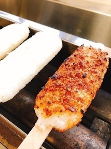 子どもも大人も大好き!みんなで一緒に作る「五平餅」が香ばし美味♪【全国こども食堂探検 Vol.2】