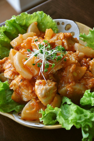 クックパッドニュース ジューシー ほくほく 鶏チリ大根 がボリューム満点 毎日新聞