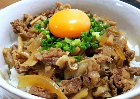 定番メニューを美味しくカサ増し 食べごたえ満点の 牛肉 レシピ クックパッドニュース