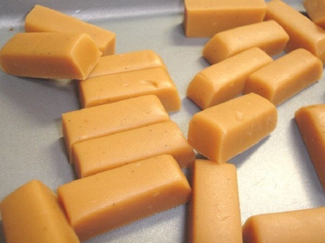 クックパッドニュース 余りがちな 練乳 を使って 濃厚 ミルキースイーツ を作ってみない 毎日新聞