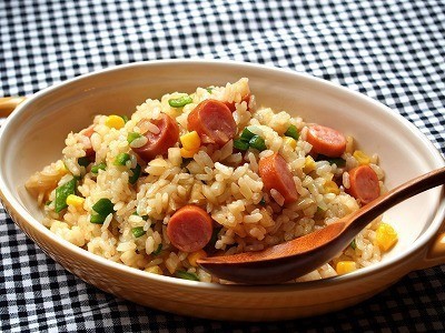 クックパッドニュース 余ったご飯で簡単 レンチンピラフ がお弁当にもランチにも使える 毎日新聞