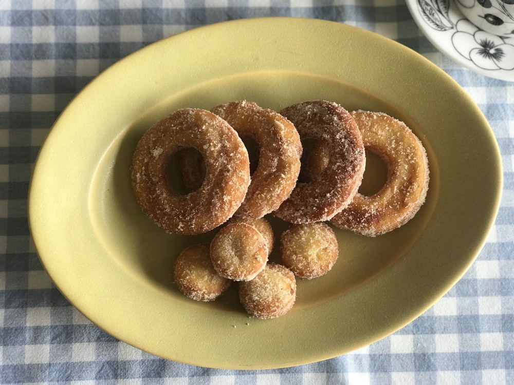 クックパッドニュース 危険なおいしさ 甘じょっぱ味がたまらない ポテトドーナツ おうち時間を楽しむお菓子 Vol 2 毎日新聞