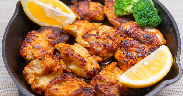 ご飯にもビールにも合う！フライパンで作る「タンドリーチキン」