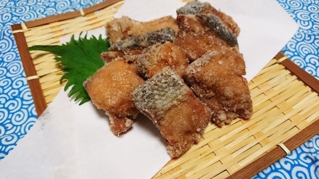 サクッとした衣がたまらない!しょうが味がおいしい「鮭の竜田揚げ風」の減塩献立