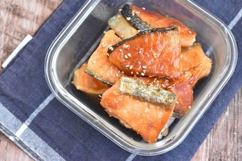 秋の味覚を味わい尽くす!ほろっとおいしい「旬の鮭」の作りおき