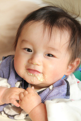 離乳食の移行期をスムーズに進めるテクニック