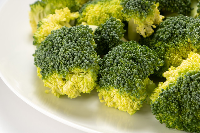 クックパッドニュース 湯沸かしいらず たった4分で ブロッコリー の早ゆでワザ 毎日新聞