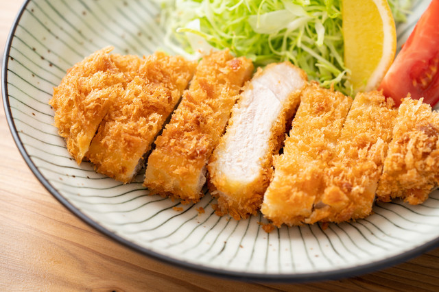 クックパッドニュース 手を汚さずストレスなし とんかつの 衣付け は が便利 毎日新聞