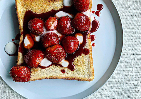 どんな朝でも最高に幸せ 山口繭子さんが語る365日食べても飽きない トースト クックパッドニュース