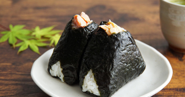 をすると絶品に ツナマヨ おにぎりをおいしく作るコツ クックパッドニュース