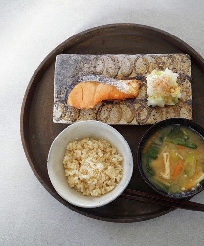 クックパッドニュース 食卓をもっとたのしくする お皿と料理 の組み合わせのコツ 毎日新聞