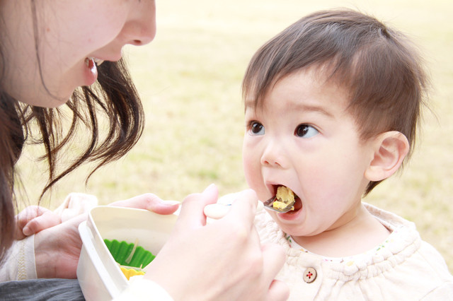 赤ちゃんに食べさせてはいけない食材はコレ クックパッドニュース
