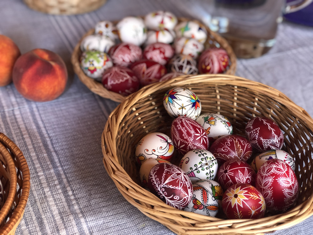 クックパッドニュース 卵だけじゃない 春のお祭り イースター 世界の家庭では何食べている 毎日新聞