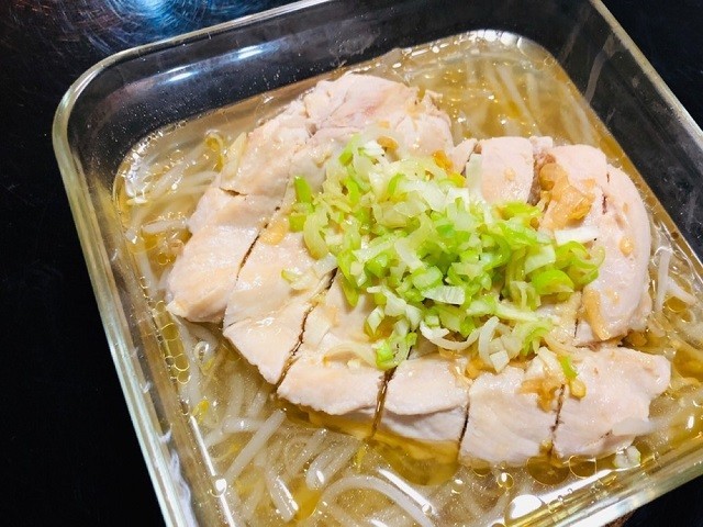 クックパッドニュース 暑い日に助かる レンジで10分で作れる 鶏むね肉おかず 毎日新聞