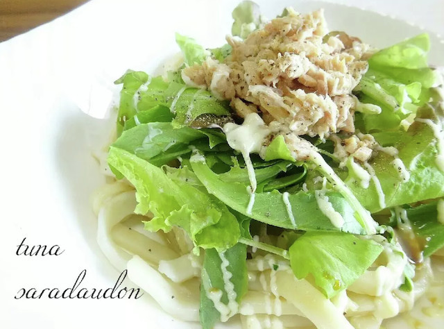 クックパッドニュース 相性抜群 ツナとアボカドのサラダうどん の夜遅ごはん 毎日新聞