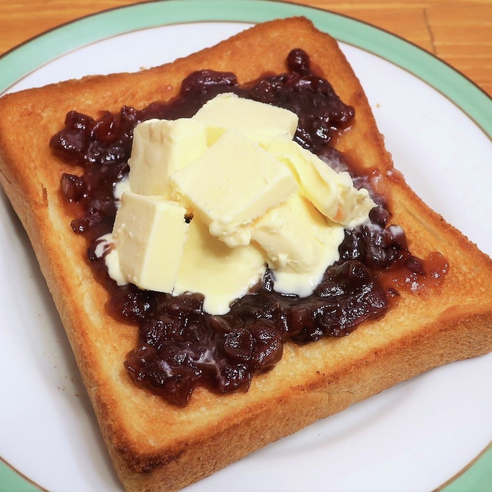 クックパッドニュース カロリー大噴火 冷た いバターアイスをトッピングする 小倉トーストの名古屋アレンジ がtwitterで話題 毎日新聞
