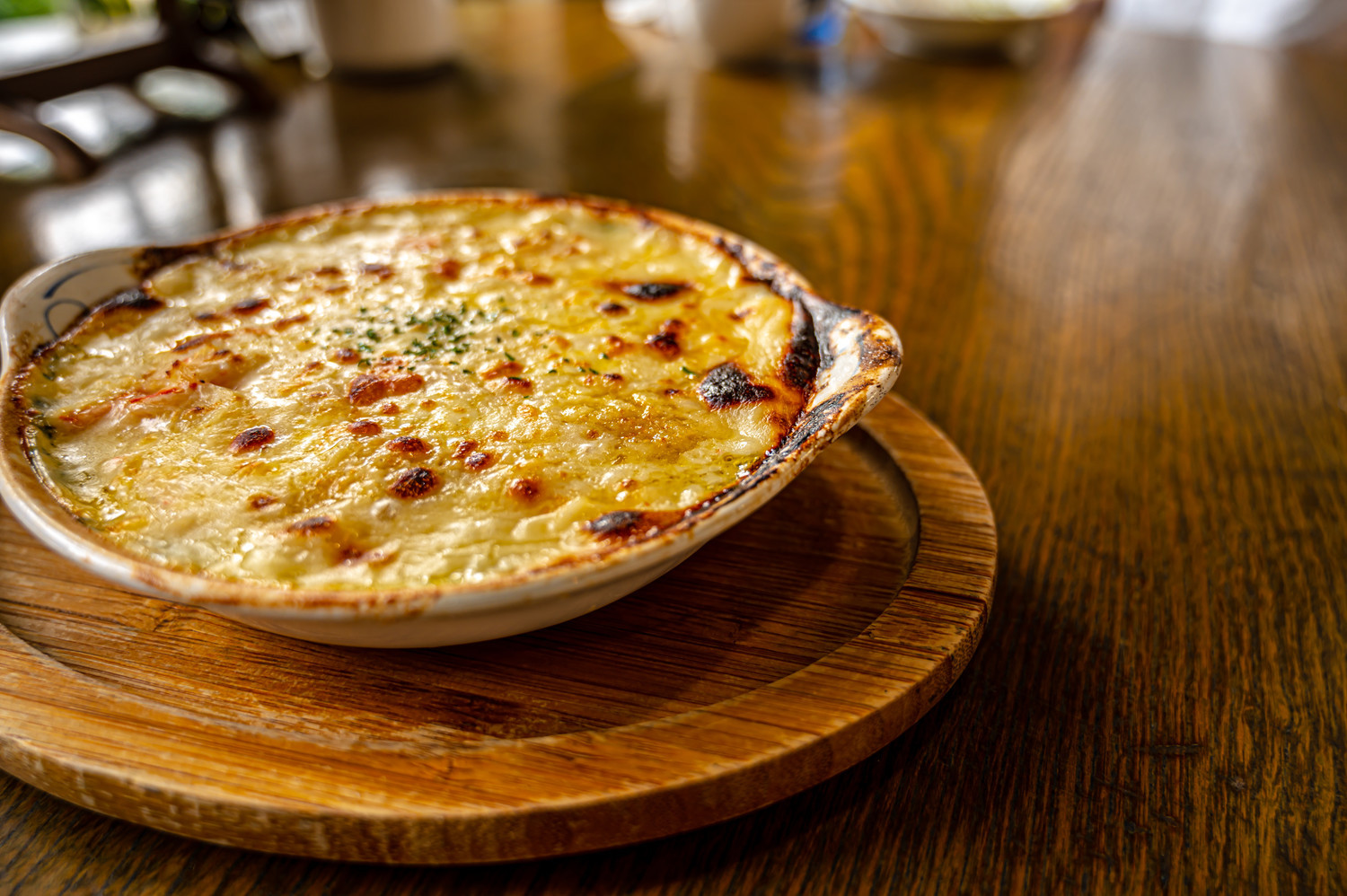 お皿の選び方も重要だった！「グラタン皿の焦げ」を簡単キレイに落とす