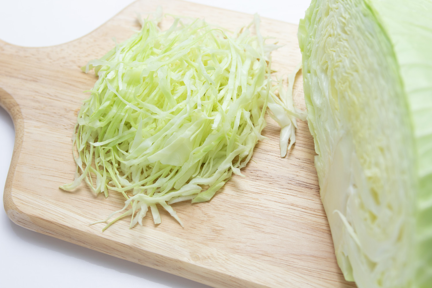 クックパッドニュース：食感が変わる!?今すぐ試したい「キャベツ」の切り方 | 毎日新聞