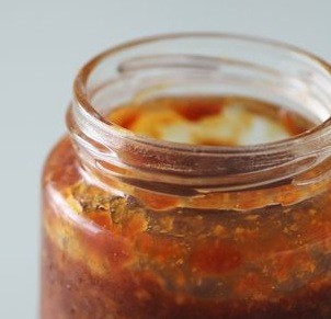 食べるラー油、塩麹の次にくると噂の「ハチミツみそ」って??