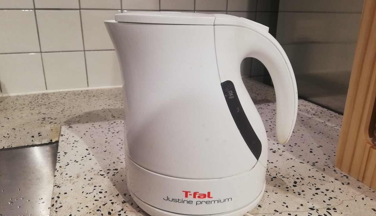 白い電気ポット 楽天市場】電気ポット（カラーホワイト）（キッチン家電｜家電）の通販