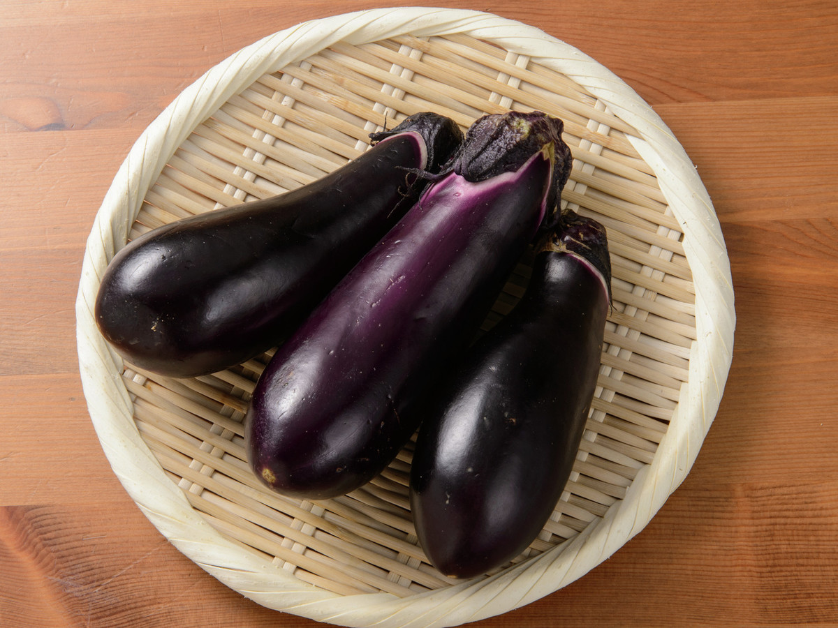 なんと380万回再生！電子レンジだけで作れる激ウマ「なす」の食べ方がX