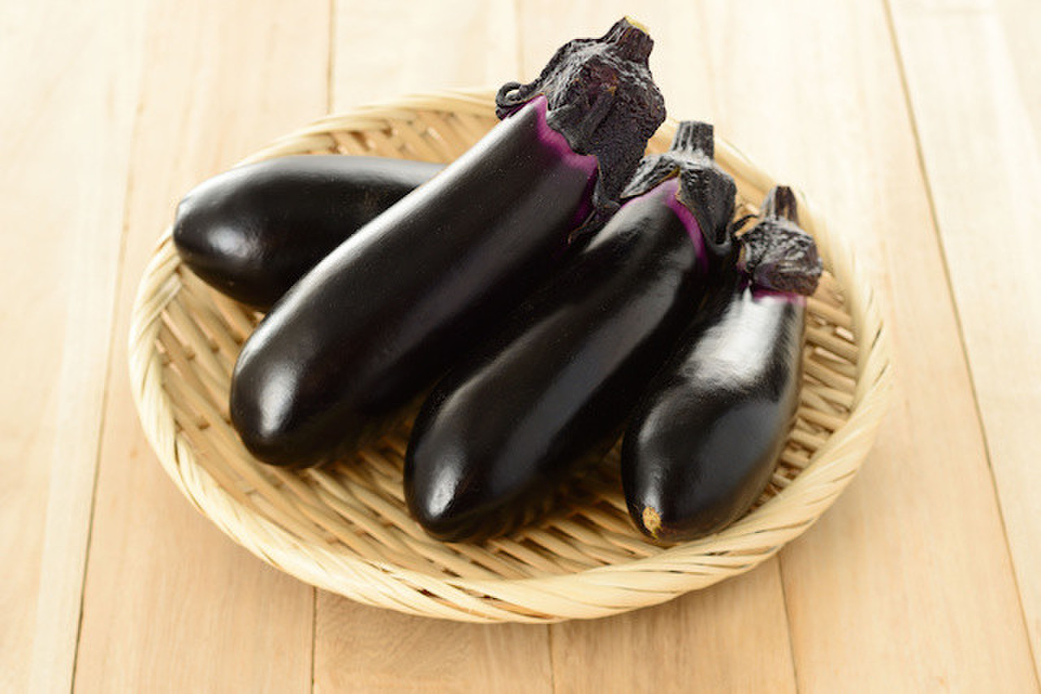 大量買いも怖くない！】しなしなになった「なす」を復活させる方法