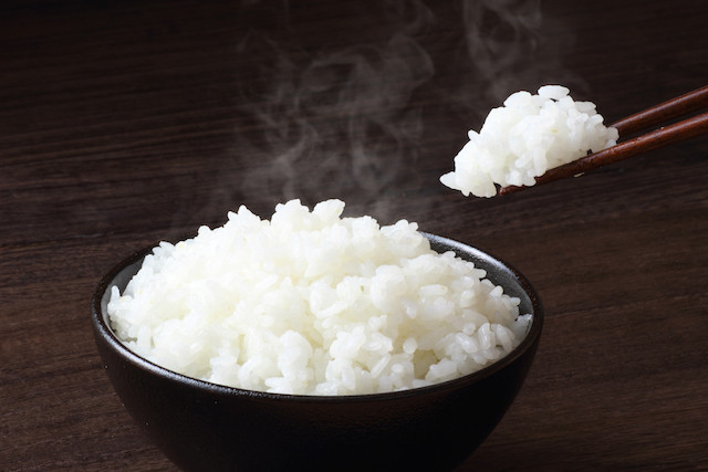 裏ワザ お米を炊くときに を入れるとツヤツヤの極上米になった クックパッドニュース 裏ワザ お米を炊くときに を入れるとツヤツヤの極上米になった クックパッドニュース