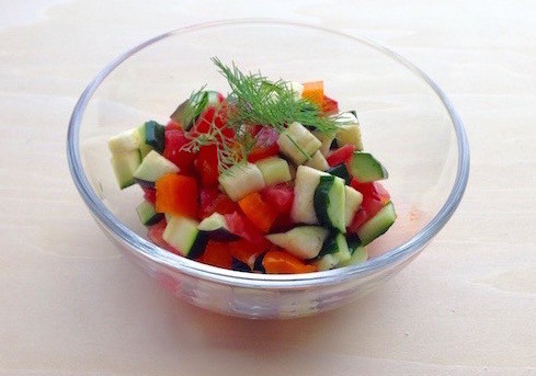 夏野菜がおいしい時期は「塩サラダ」に注目!!