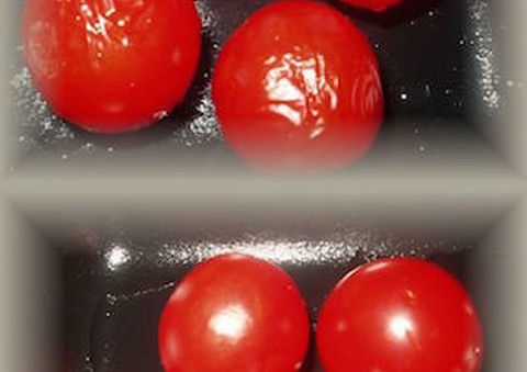 裏ワザ シワシワ ミニトマト は 水 だけでツルツルに生き返る クックパッドニュース