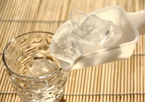 緊急調査 牛乳に 氷 を入れる派 入れない派 クックパッドニュース 緊急調査 牛乳に 氷 を入れる派 入れない派 クックパッドニュース