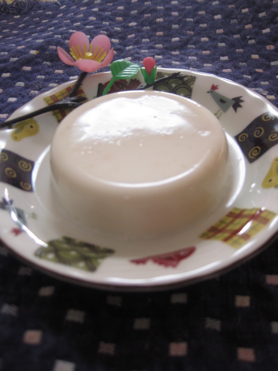 甘酒風味のミルクプリン(寒天使用）の画像