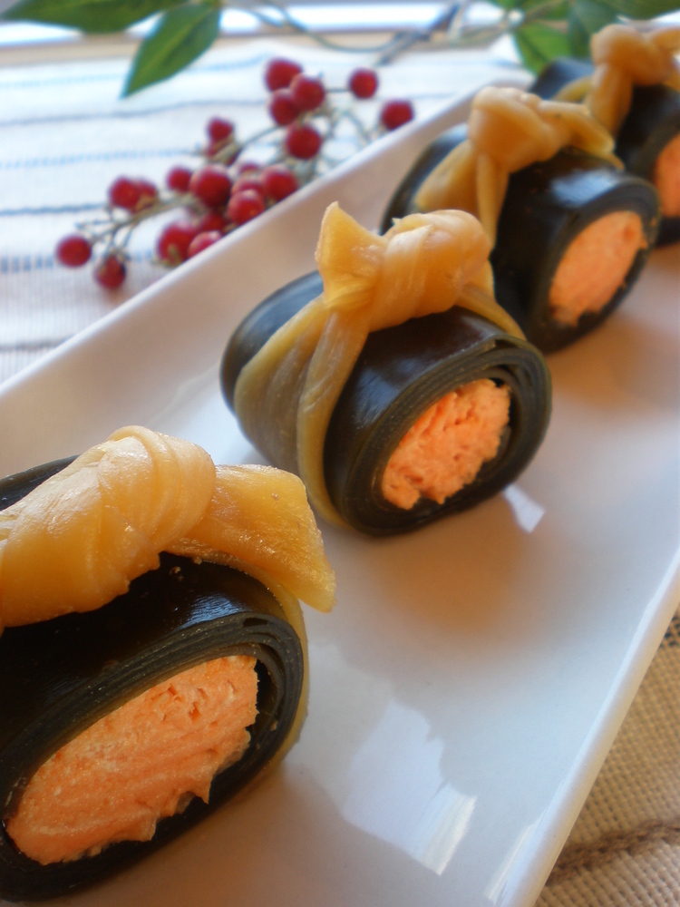 圧力鍋で鮭の昆布巻き by ミコネコ 【クックパッド】 簡単おいしいみんなのレシピが353万品