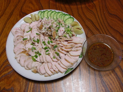 鶏のタタキ風サラダの写真