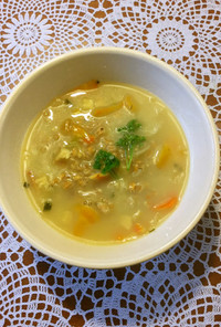 クミンと大麦入り野菜スープ